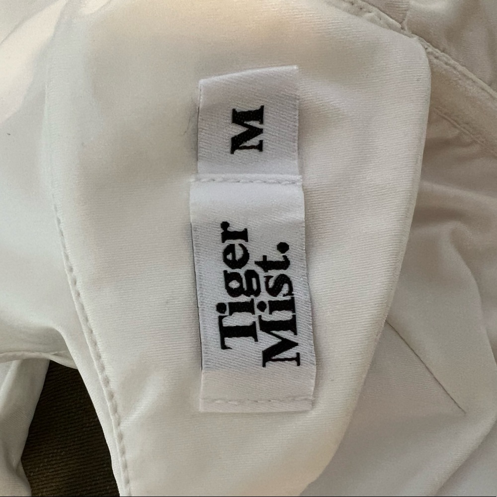 Ruffle Crop Top White - Picture 12 of 12